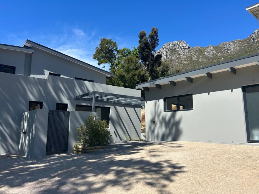 4 Bedroom Property for Sale in Hout Bay Western Cape